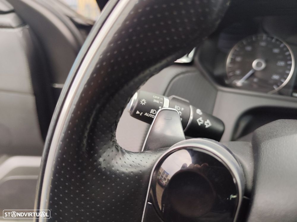 Land Rover Range Rover Velar 2.0d R-Dynamic - 37