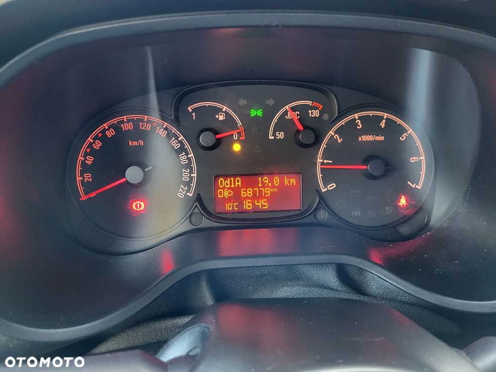 Opel Combo - 19