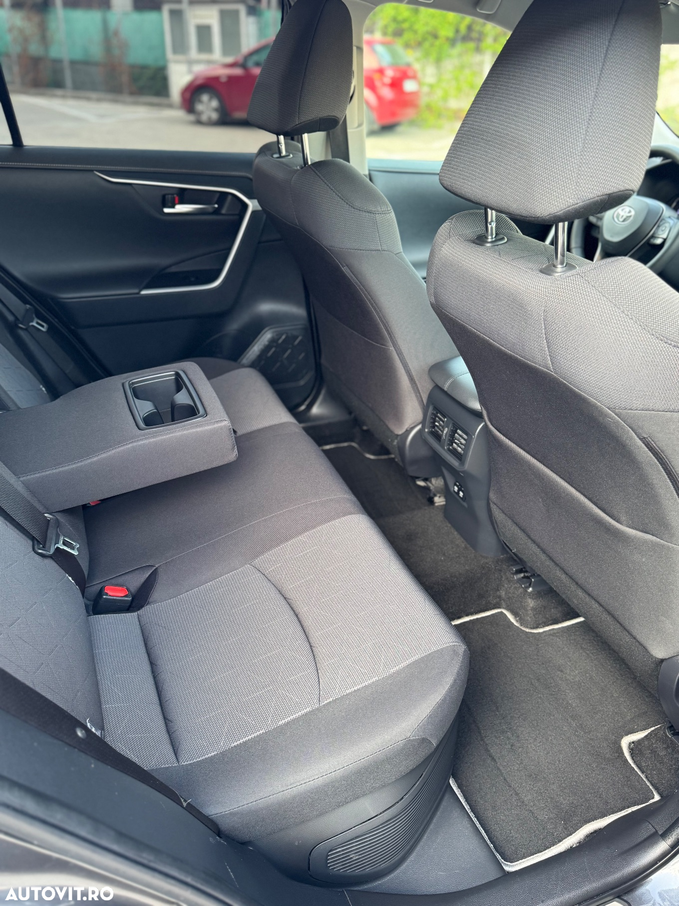 Toyota RAV4 2.5 4x2 Hybrid Business Edition - 10