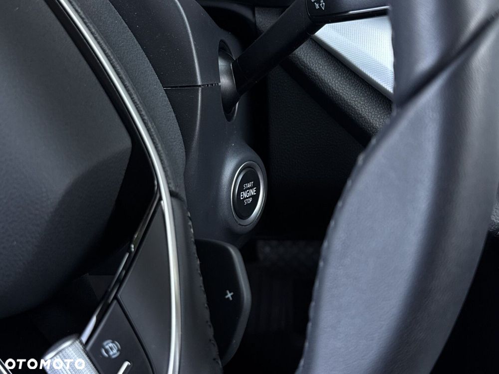 Skoda Octavia 1.5 TSI mHEV Selection DSG - 23