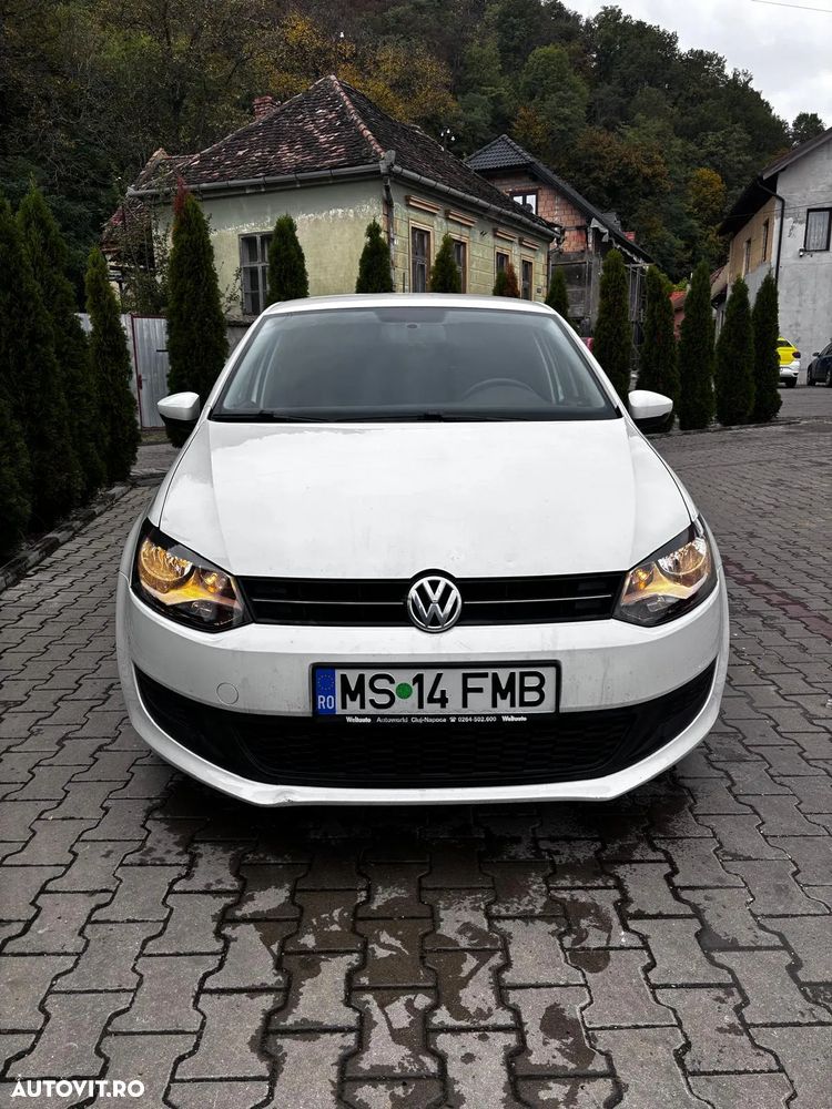 Volkswagen Polo - 1