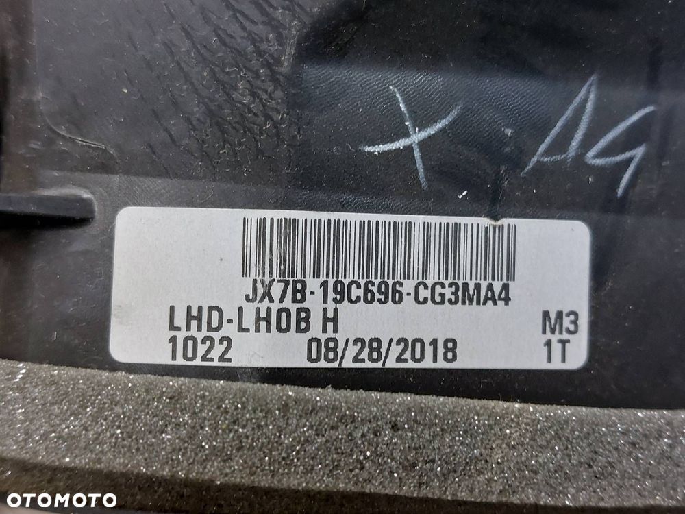 RAMKA LICZNIKA KRATKI NAWIEWU LISTWA OZDOBNA KONSOLI FORD FOCUS MK4 EU - 11