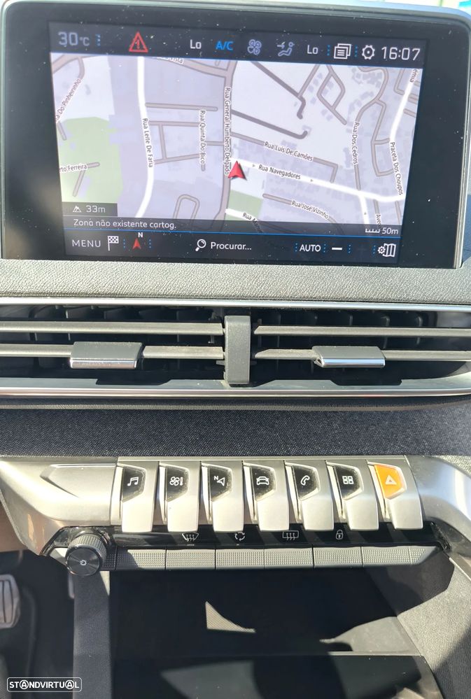 Peugeot 5008 1.5 BlueHDi Allure - 17