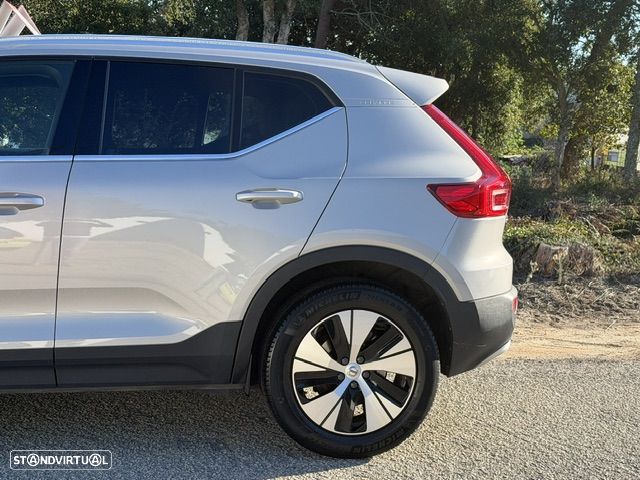 Volvo Xc40 2022 photo 3