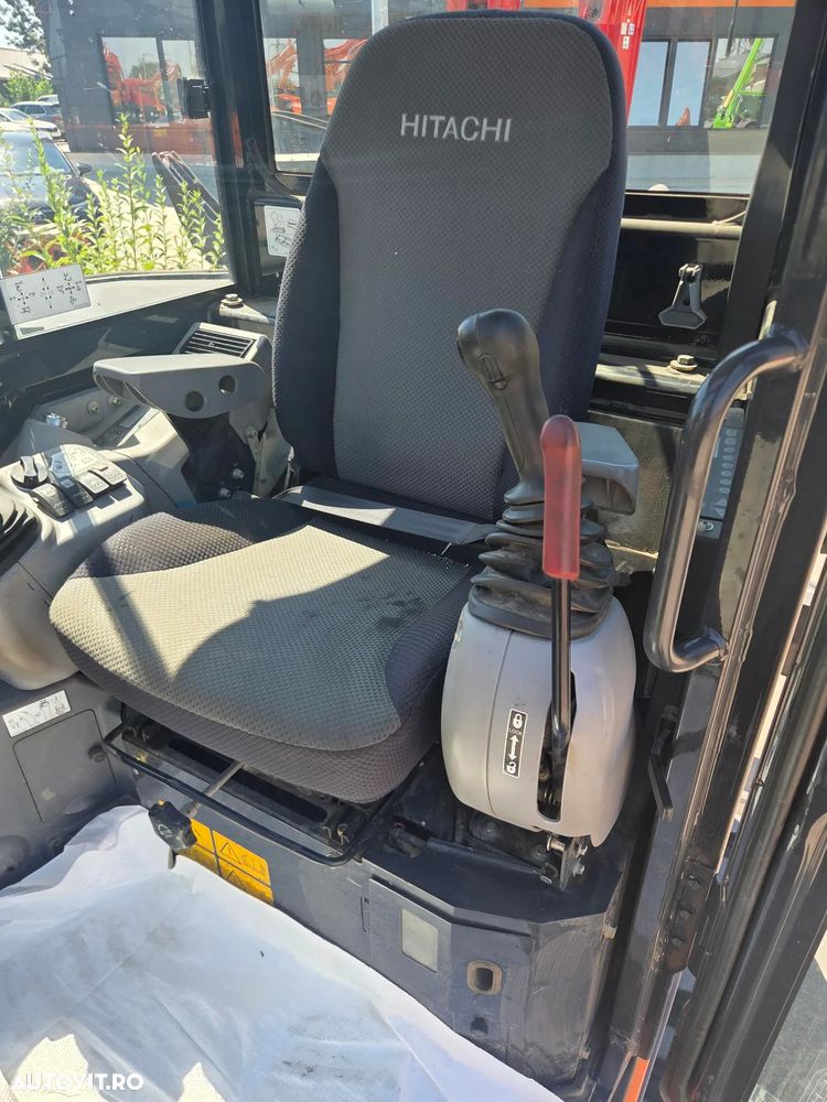 Hitachi ZX65-6, 2021, 2.005h, CUPLA RAPIDA+3 CUPE+PICON, senile cauciuc NOI, latime 2m, ad sapare 4,5m, Masa operatinala 6,5tone, inst picon, inst rotire, LAMA nivelare, aer cond, ridica 4tone,posibil leasing 4 ani, STARE FOARTE BUNA, PROMOTIE 51.900 EUR+Tva - 20