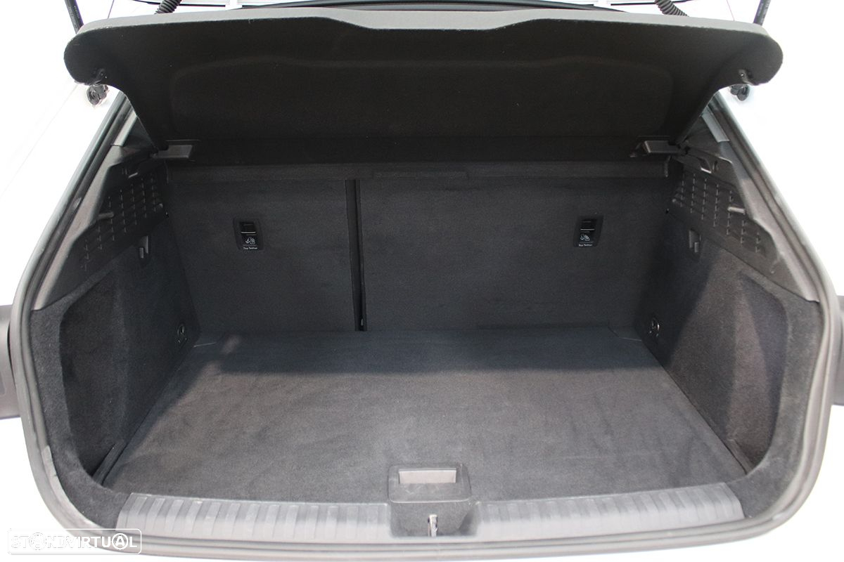 Audi A3 Sportback 30 TFSI Advanced S tronic - 25