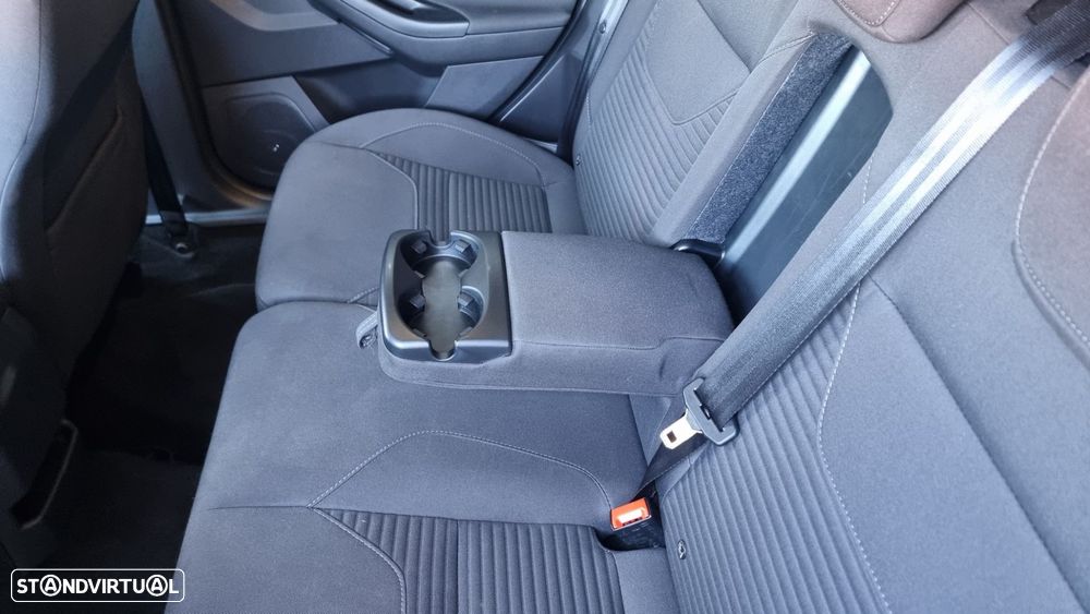 Ford Focus 1.5 TDCi EcoBlue Titanium - 23