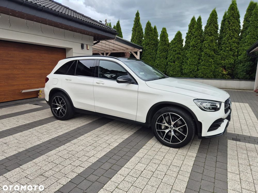 Mercedes-Benz GLC - 11