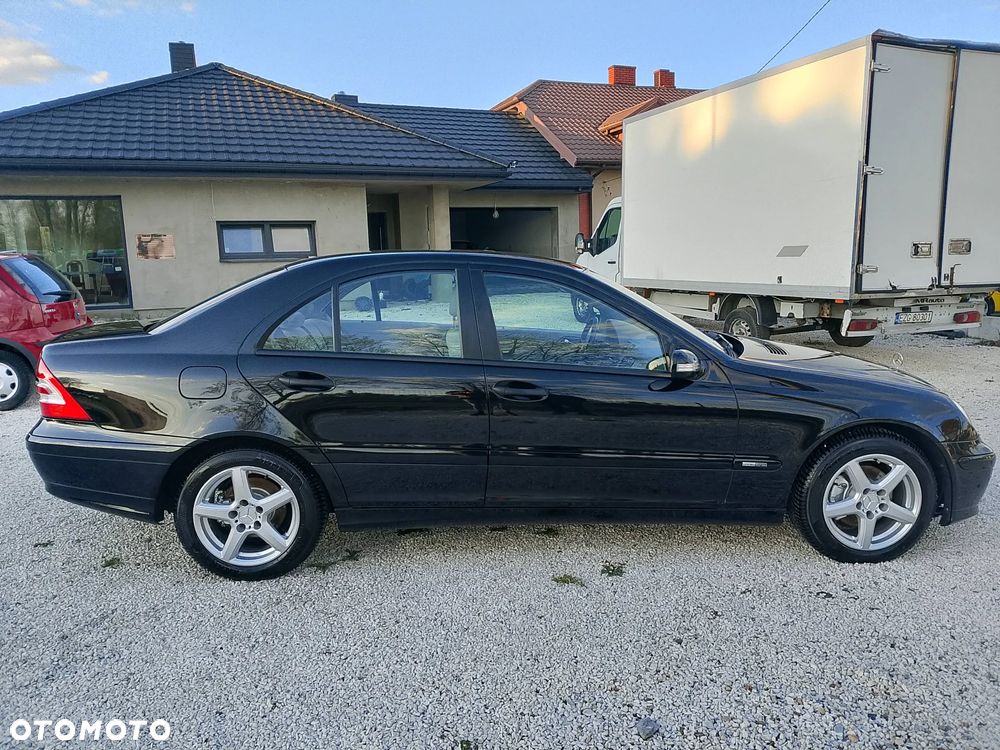 Mercedes-Benz Klasa C 220 T CDI Classic - 5