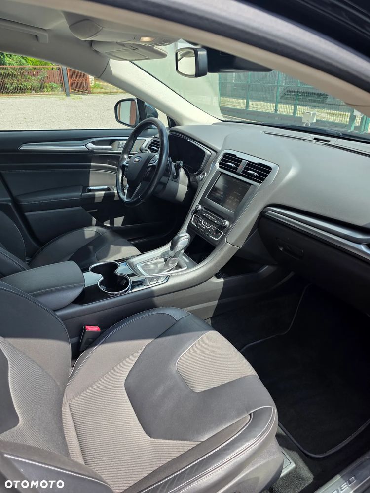 Ford Mondeo 2.0 TDCi STart-Stopp PowerShift-Aut Titanium - 5