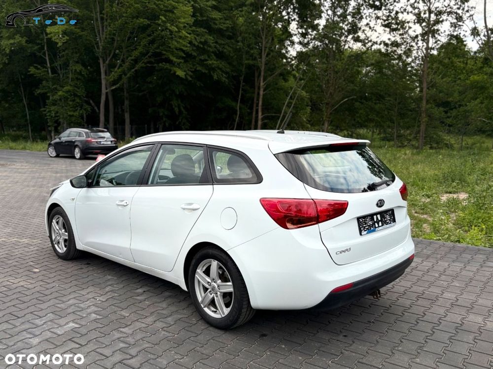 Kia Ceed 1.4 Business Line - 12