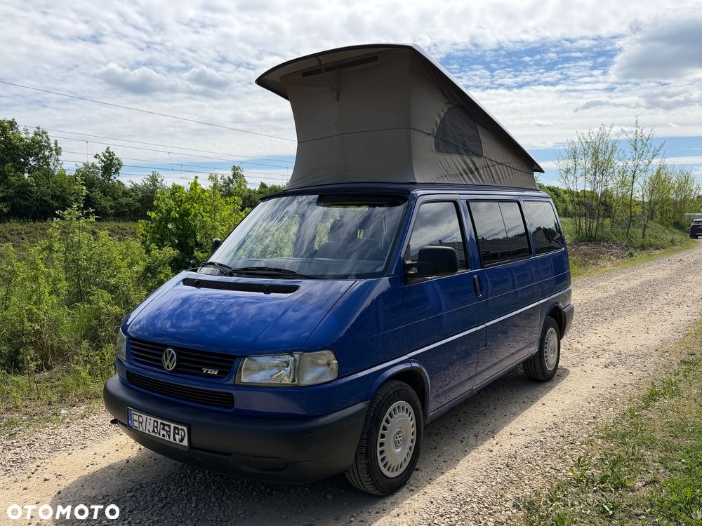 Volkswagen Multivan - 1