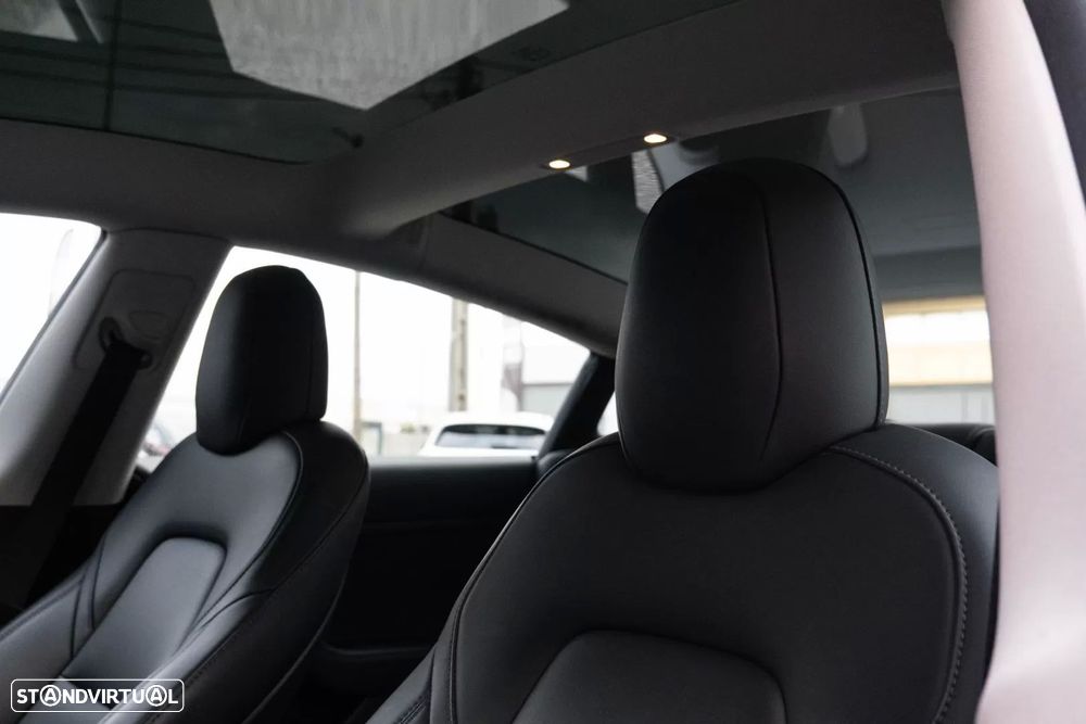 Tesla Model 3 Long Range Tração Traseira - 18