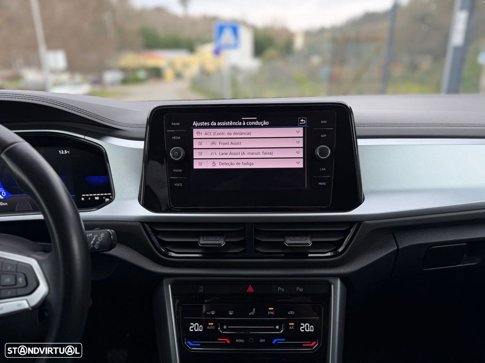 VW T-Roc 1.0 TSI Life - 32