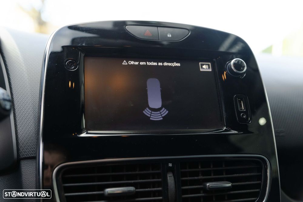 Renault Clio Sport Tourer 1.5 dCi Limited - 23