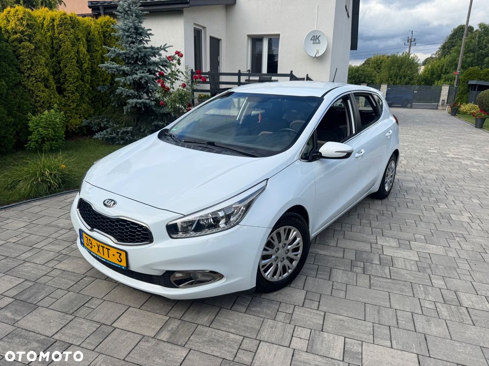 Kia Ceed 1.6 GDI Platinum Edition - 28