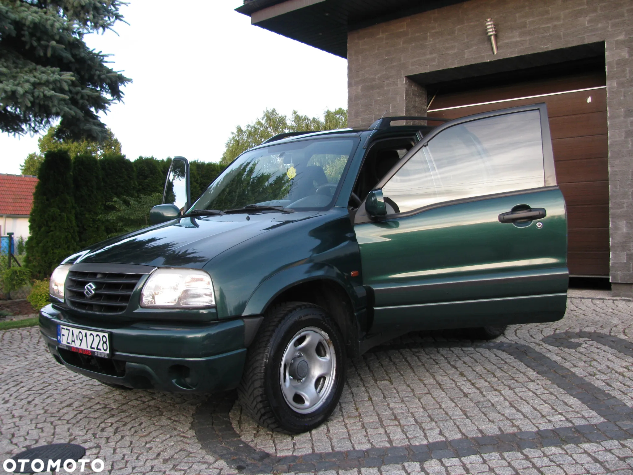 Suzuki Grand Vitara 1.6 Club - 11