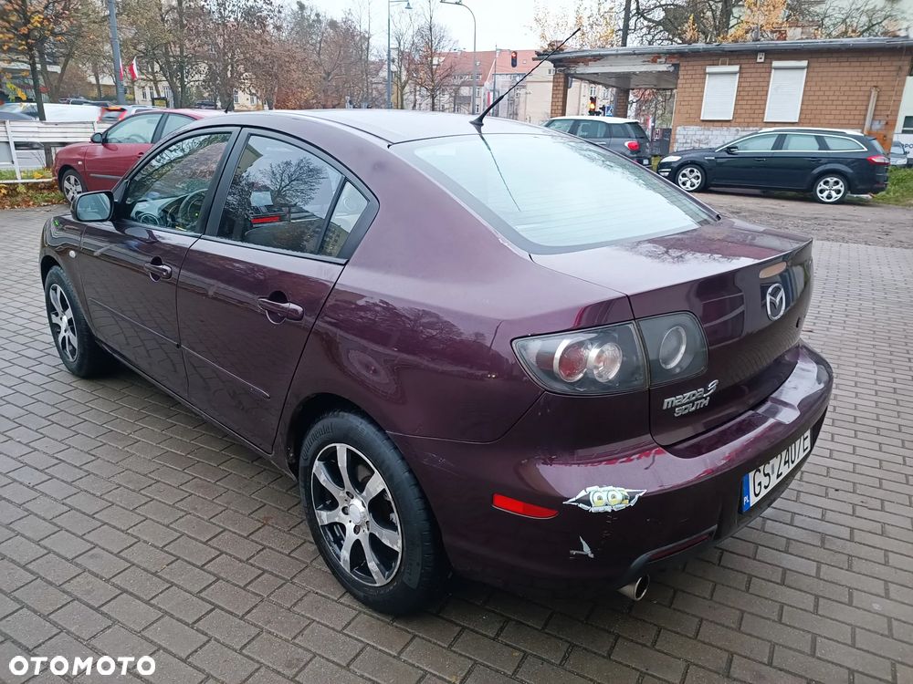 Mazda 3 2.0 Exclusive + - 5