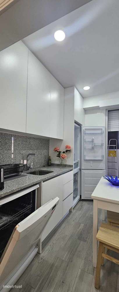 Apartamento T3 remodelado - A2942/23 - Grande imagem: 2/21