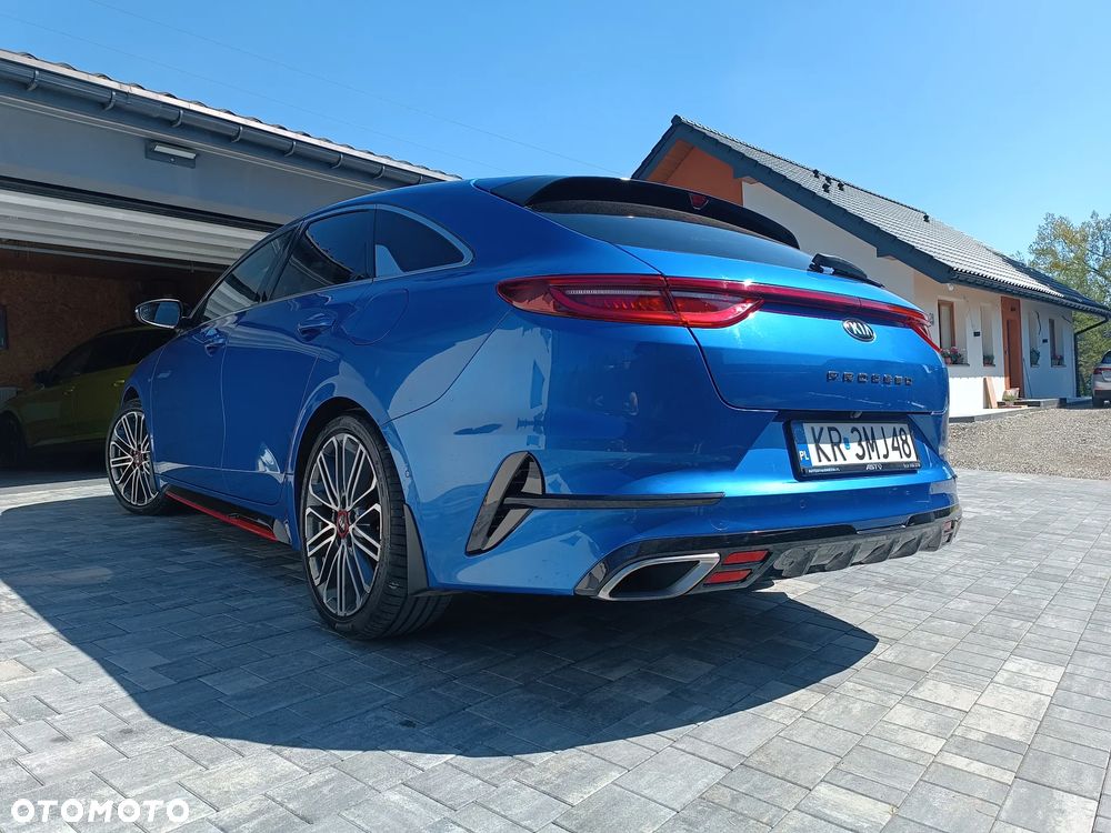 Kia ProCeed - 7