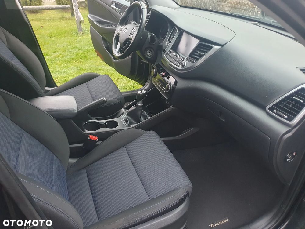 Hyundai Tucson 1.6 GDI BlueDrive Style 2WD - 8