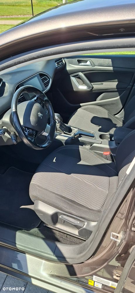 Peugeot 308 HDi FAP 92 Access - 17