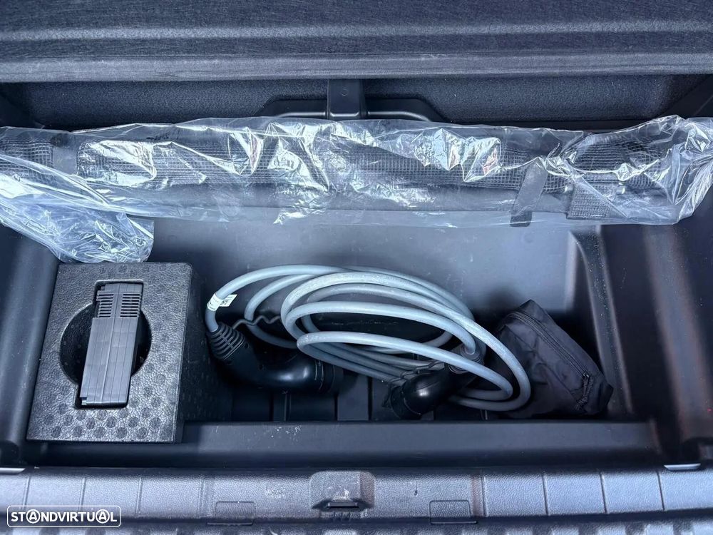 BMW iX xDrive 50 Pack Desportivo - 27