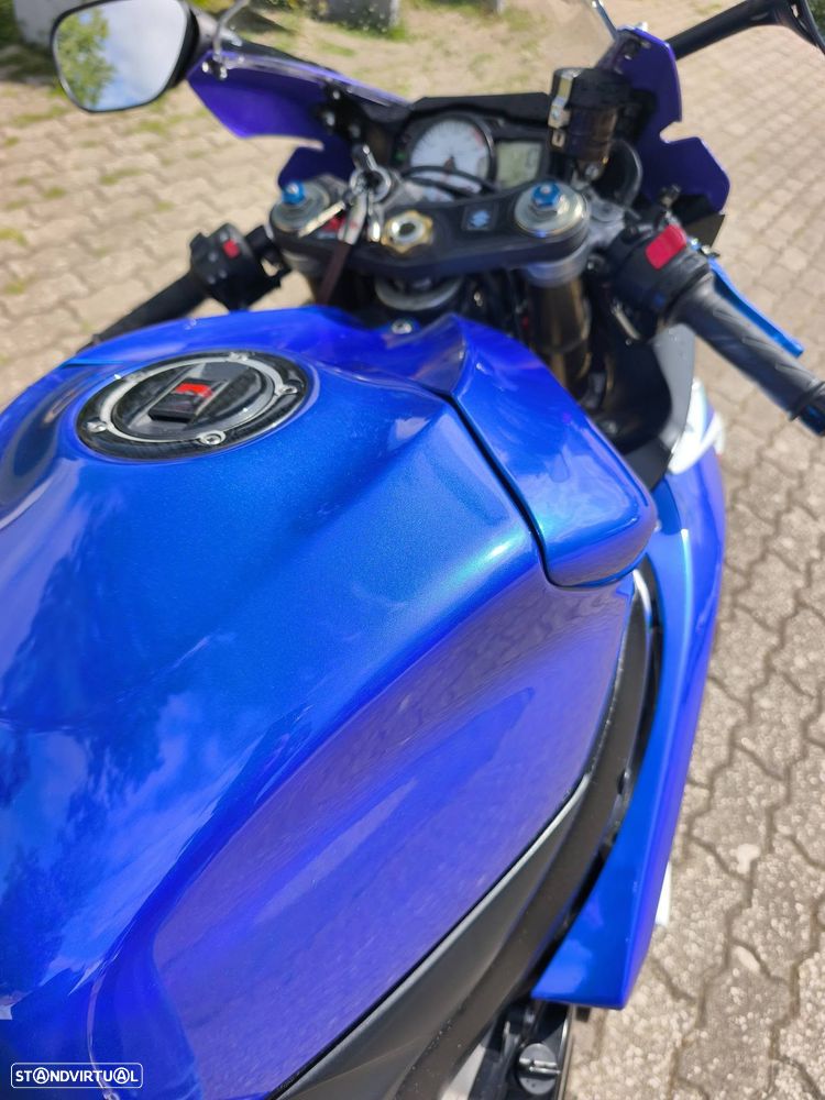 Suzuki GSX-R 600 - 10