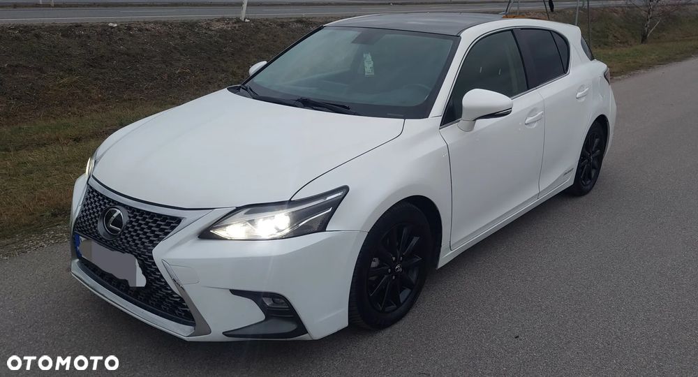 Lexus CT 200h Classic - 2