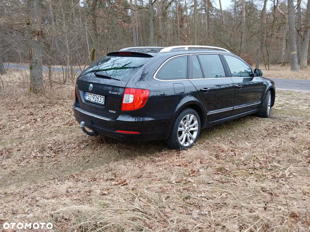 Skoda Superb 2.0 TDI 4x4 DSG FAMILY - 4