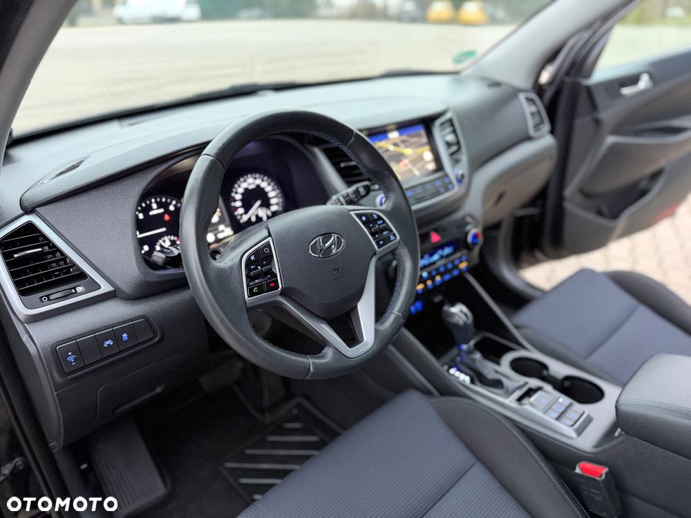 Hyundai Tucson blue 1.7 CRDi 2WD DCT Premium - 34