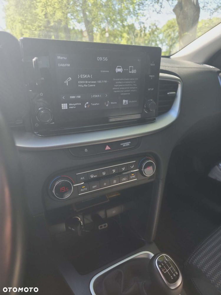 Kia XCeed 1.5 T-GDI M - 17