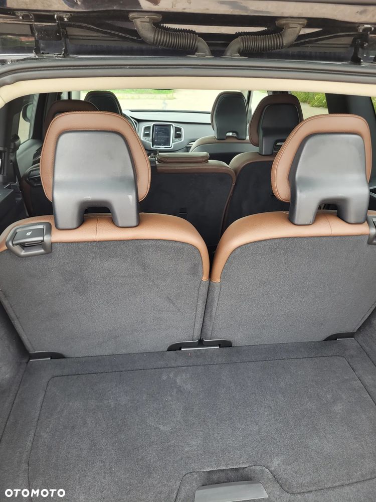 Volvo XC 90 - 19