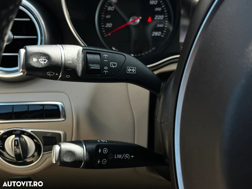Mercedes-Benz GLC 250 d 4MATIC - 16