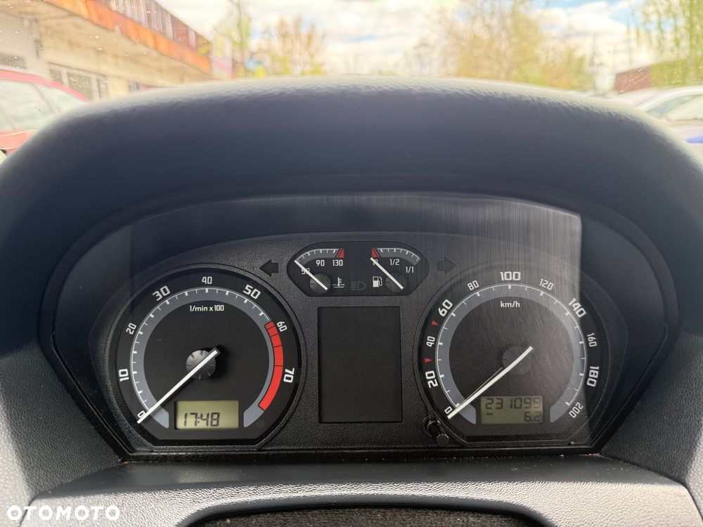 Skoda Fabia 1.4 16V Elegance - 3