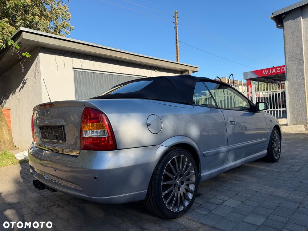 Opel Astra 1.6 - 10