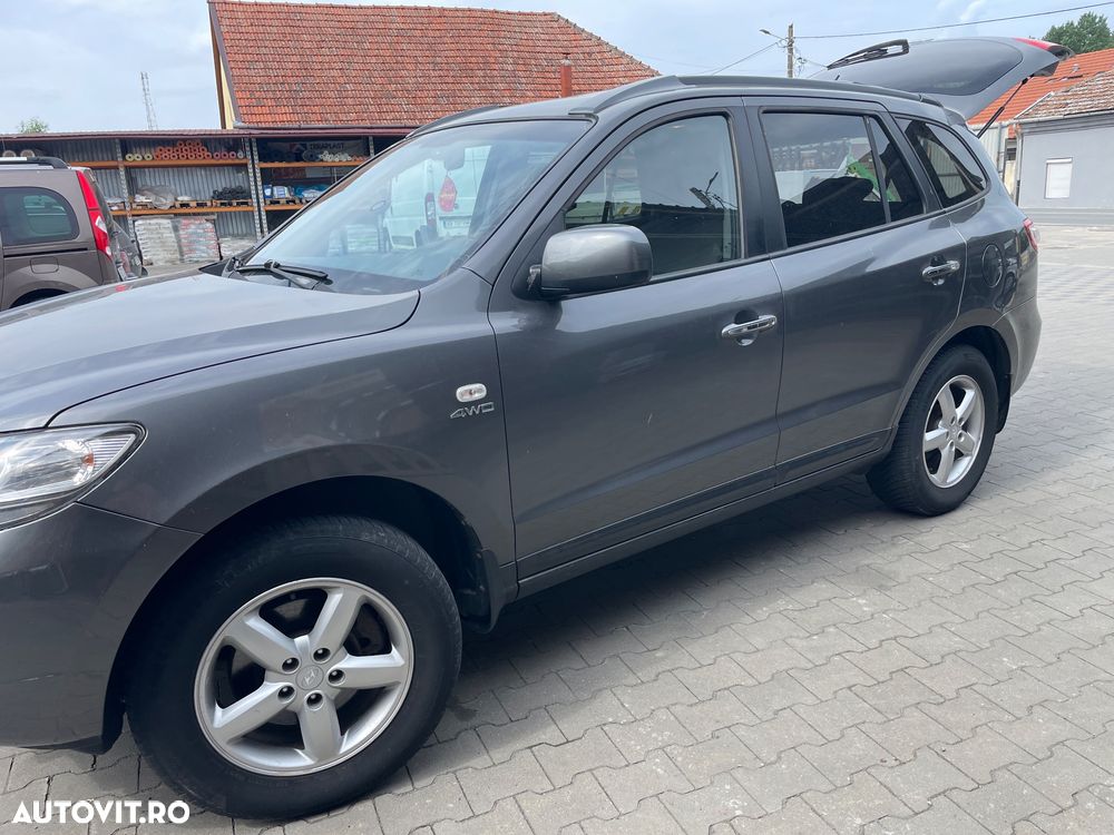 Hyundai Santa Fe 2.2 DSL VGT 7 SEATS 4WD AT PREMIUM - 10