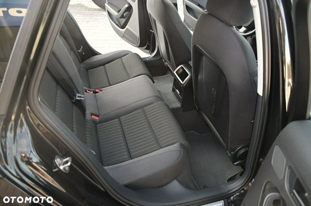 Audi A4 Avant - 16