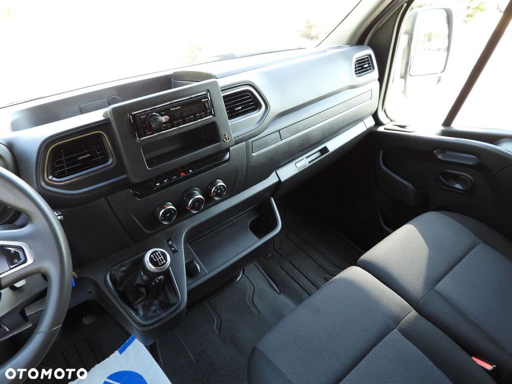 Renault MASTER  PLANDEKA 10 PALET WEBASTO TEMPOMAT LEDY PNEUMATYKA KLIMATYZACJA  165KM - 33