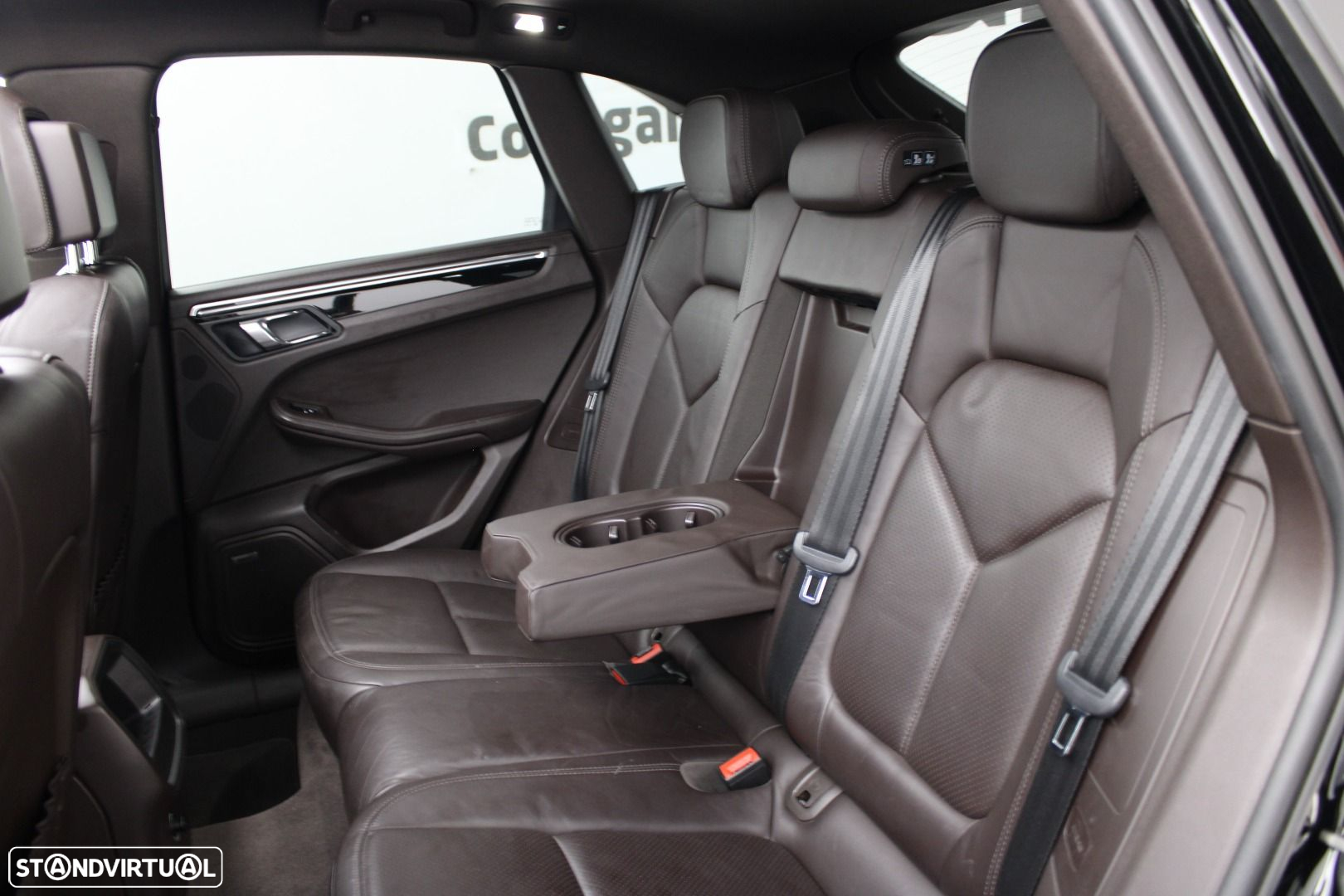 Porsche Macan S - 29