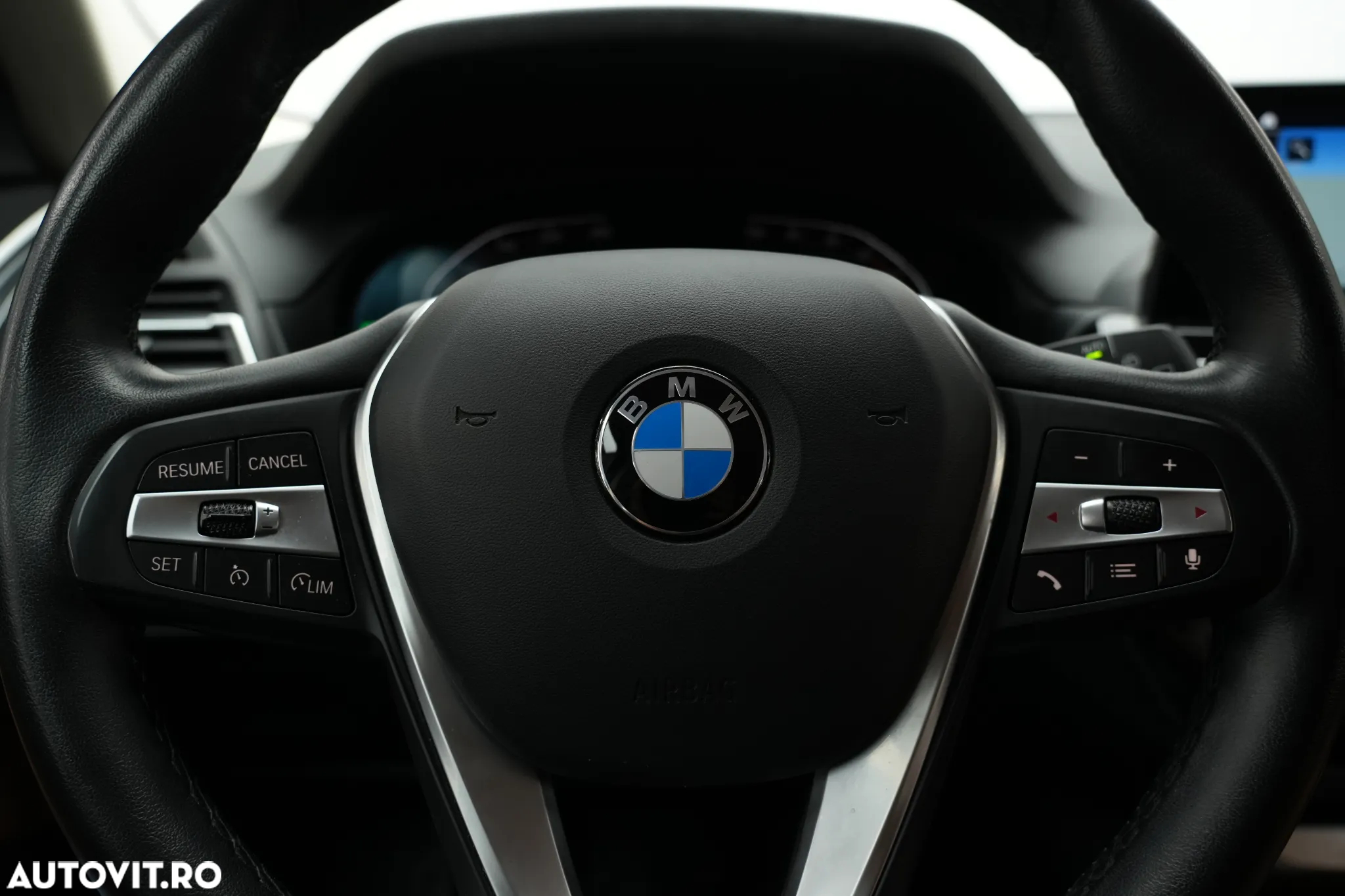 BMW X3 xDrive20i AT xLine - 26