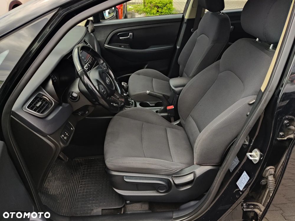 Kia Carens 1.7 CRDi M - 13