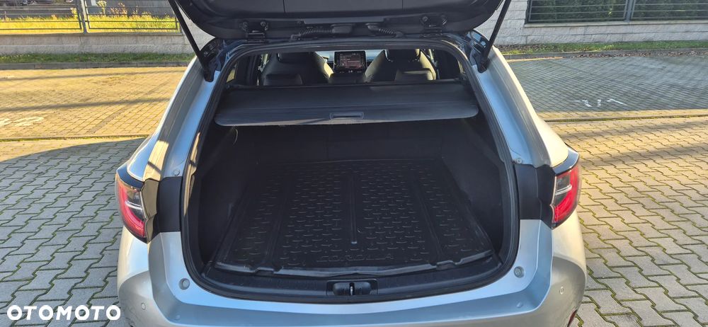 Toyota Corolla 1.8 Hybrid GR Sport - 10