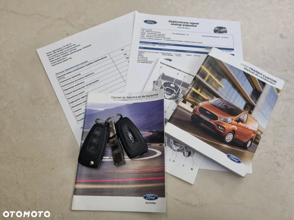 Ford TRANSIT CUSTOM - 19