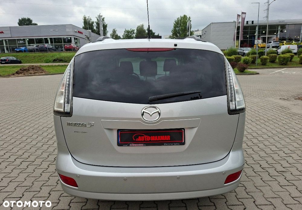 Mazda 5 - 9