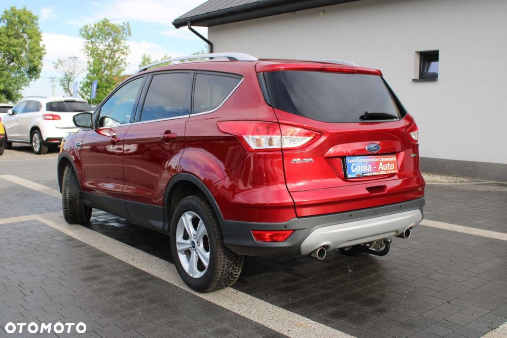 Ford Kuga 1.5 EcoBoost 2x4 Titanium - 4