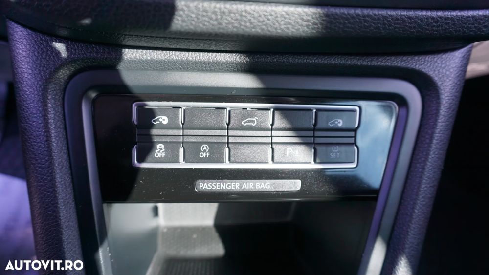 Volkswagen Sharan 2.0 TDI 4MOTION Blue Motion Style - 26