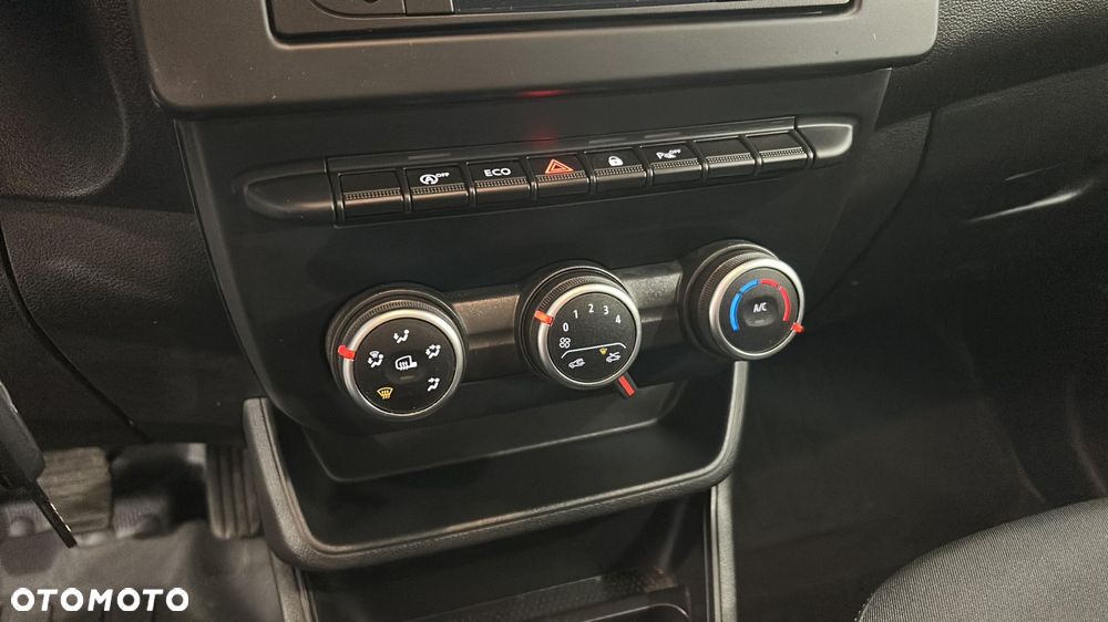 Renault Express Van - 21