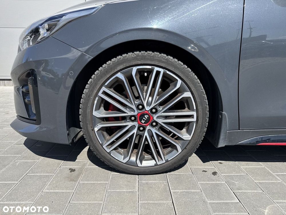 Kia ProCeed 1.6 T-GDI GT DCT - 9