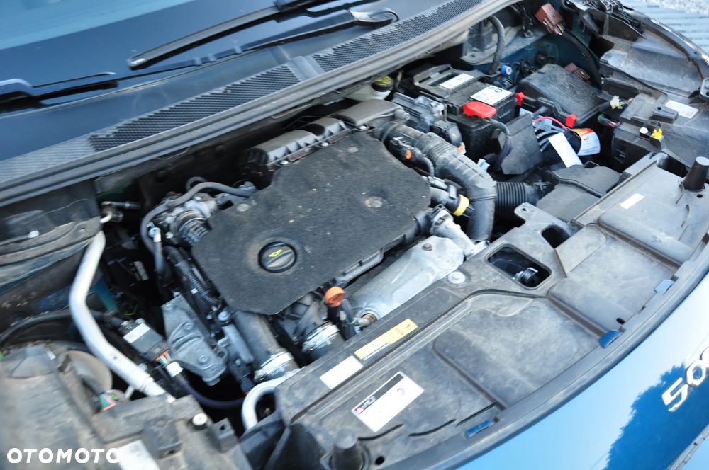 Peugeot 5008 BlueHDi 130 EAT8 Allure Pack - 26